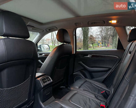 Сірий Ауді Ку 5, об'ємом двигуна 3 л та пробігом 175 тис. км за 15790 $, фото 23 на Automoto.ua