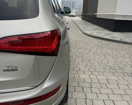 Сірий Ауді Ку 5, об'ємом двигуна 3 л та пробігом 184 тис. км за 17800 $, фото 10 на Automoto.ua