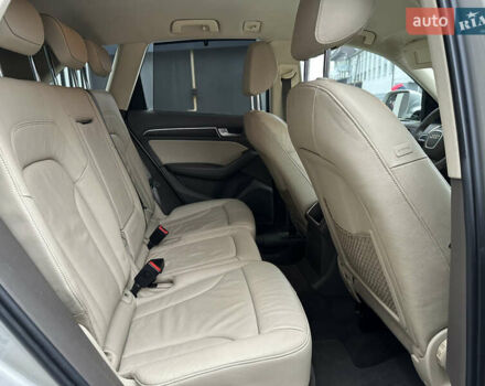 Серый Ауди Ку 5, объемом двигателя 2 л и пробегом 185 тыс. км за 14999 $, фото 14 на Automoto.ua