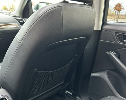 Сірий Ауді Ку 5, об'ємом двигуна 2 л та пробігом 220 тис. км за 15000 $, фото 99 на Automoto.ua