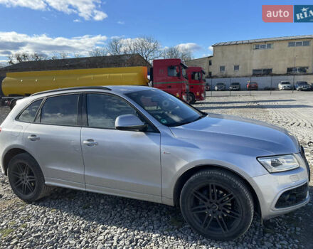 Серый Ауди Ку 5, объемом двигателя 2 л и пробегом 210 тыс. км за 25500 $, фото 3 на Automoto.ua