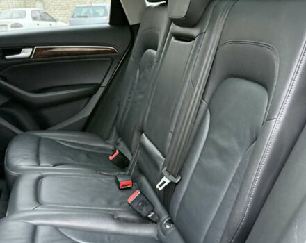 Серый Ауди Ку 5, объемом двигателя 2 л и пробегом 210 тыс. км за 13999 $, фото 39 на Automoto.ua