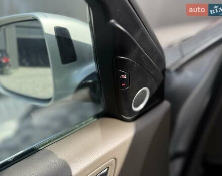 Сірий Ауді Ку 5, об'ємом двигуна 2 л та пробігом 212 тис. км за 13700 $, фото 25 на Automoto.ua