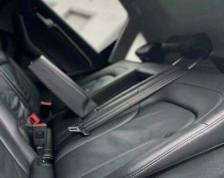 Серый Ауди Ку 5, объемом двигателя 2.97 л и пробегом 211 тыс. км за 19500 $, фото 59 на Automoto.ua