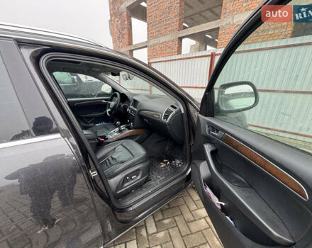 Серый Ауди Ку 5, объемом двигателя 1.98 л и пробегом 300 тыс. км за 9400 $, фото 16 на Automoto.ua