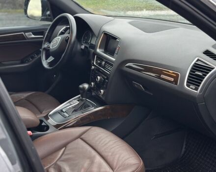 Сірий Ауді Ку 5, об'ємом двигуна 2 л та пробігом 270 тис. км за 13800 $, фото 19 на Automoto.ua