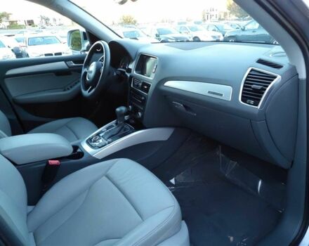 Серый Ауди Ку 5, объемом двигателя 3 л и пробегом 70 тыс. км за 11500 $, фото 6 на Automoto.ua