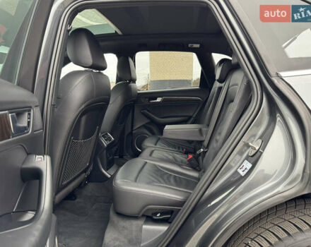 Сірий Ауді Ку 5, об'ємом двигуна 2 л та пробігом 177 тис. км за 15777 $, фото 47 на Automoto.ua