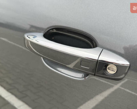 Сірий Ауді Ку 5, об'ємом двигуна 2 л та пробігом 177 тис. км за 15777 $, фото 49 на Automoto.ua