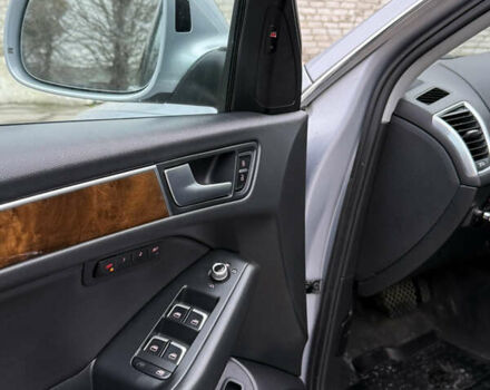 Серый Ауди Ку 5, объемом двигателя 2 л и пробегом 210 тыс. км за 13999 $, фото 42 на Automoto.ua