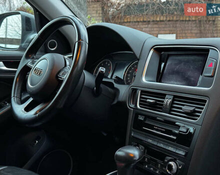 Сірий Ауді Ку 5, об'ємом двигуна 3 л та пробігом 175 тис. км за 15790 $, фото 32 на Automoto.ua