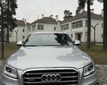 Сірий Ауді Ку 5, об'ємом двигуна 2 л та пробігом 180 тис. км за 16800 $, фото 5 на Automoto.ua