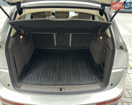 Серый Ауди Ку 5, объемом двигателя 2 л и пробегом 185 тыс. км за 14999 $, фото 15 на Automoto.ua