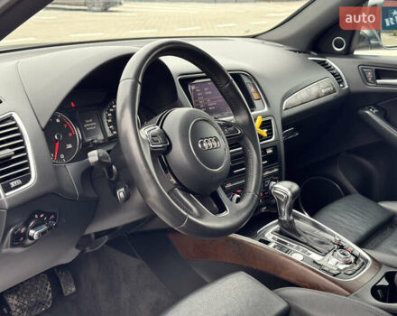 Сірий Ауді Ку 5, об'ємом двигуна 2 л та пробігом 177 тис. км за 15777 $, фото 31 на Automoto.ua