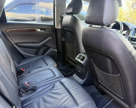 Серый Ауди Ку 5, объемом двигателя 2 л и пробегом 116 тыс. км за 14500 $, фото 10 на Automoto.ua