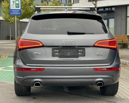 Сірий Ауді Ку 5, об'ємом двигуна 2 л та пробігом 250 тис. км за 14800 $, фото 6 на Automoto.ua