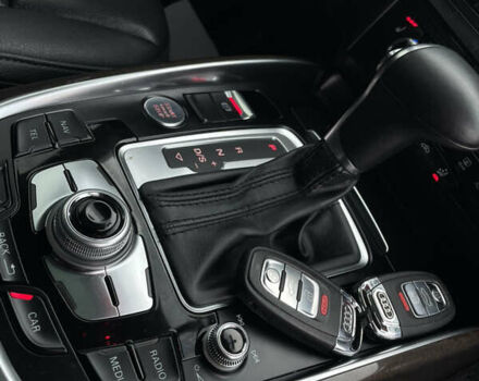 Серый Ауди Ку 5, объемом двигателя 2.97 л и пробегом 213 тыс. км за 19450 $, фото 62 на Automoto.ua