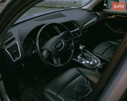 Сірий Ауді Ку 5, об'ємом двигуна 1.98 л та пробігом 102 тис. км за 15500 $, фото 22 на Automoto.ua