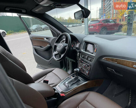 Сірий Ауді Ку 5, об'ємом двигуна 2 л та пробігом 252 тис. км за 14500 $, фото 45 на Automoto.ua