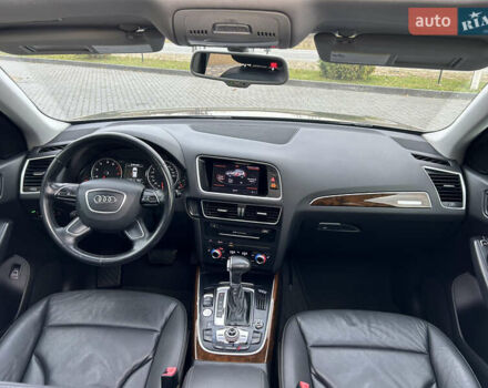 Сірий Ауді Ку 5, об'ємом двигуна 2 л та пробігом 220 тис. км за 15000 $, фото 93 на Automoto.ua