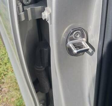 Серый Ауди Ку 5, объемом двигателя 2 л и пробегом 137 тыс. км за 18700 $, фото 37 на Automoto.ua