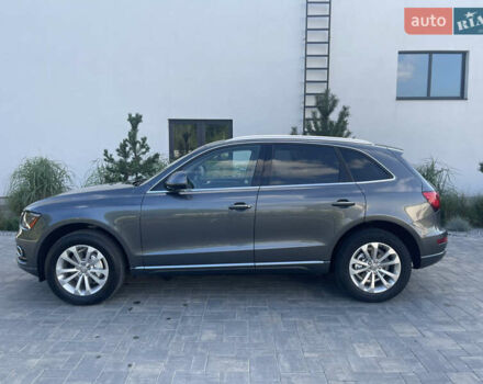 Серый Ауди Ку 5, объемом двигателя 1.98 л и пробегом 141 тыс. км за 16000 $, фото 1 на Automoto.ua