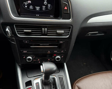 Сірий Ауді Ку 5, об'ємом двигуна 2 л та пробігом 180 тис. км за 16800 $, фото 16 на Automoto.ua