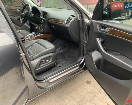 Серый Ауди Ку 5, объемом двигателя 1.98 л и пробегом 196 тыс. км за 14900 $, фото 3 на Automoto.ua