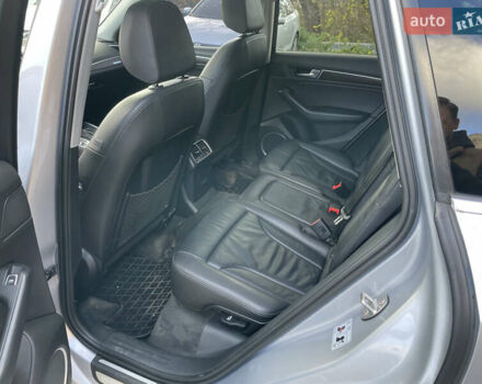 Серый Ауди Ку 5, объемом двигателя 1.99 л и пробегом 185 тыс. км за 15000 $, фото 5 на Automoto.ua