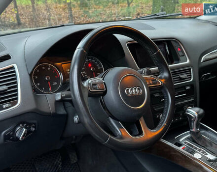 Сірий Ауді Ку 5, об'ємом двигуна 3 л та пробігом 175 тис. км за 15790 $, фото 10 на Automoto.ua