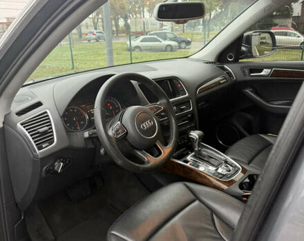 Сірий Ауді Ку 5, об'ємом двигуна 3 л та пробігом 240 тис. км за 15000 $, фото 5 на Automoto.ua