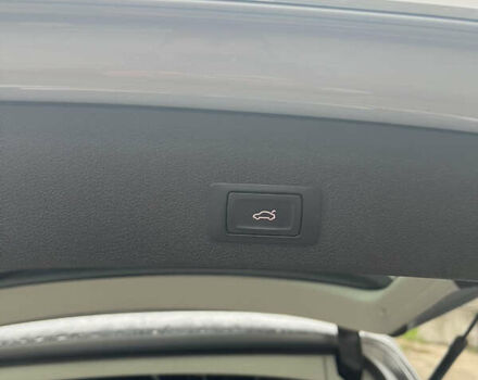 Серый Ауди Ку 5, объемом двигателя 1.98 л и пробегом 183 тыс. км за 14500 $, фото 3 на Automoto.ua