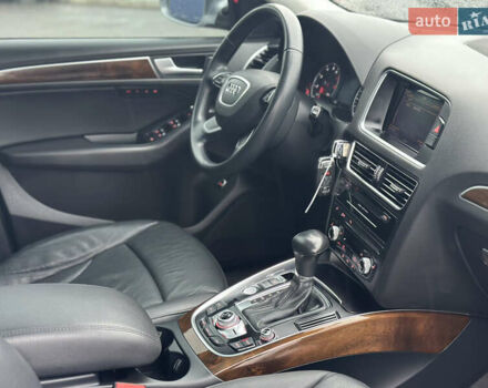 Серый Ауди Ку 5, объемом двигателя 2 л и пробегом 182 тыс. км за 15499 $, фото 61 на Automoto.ua