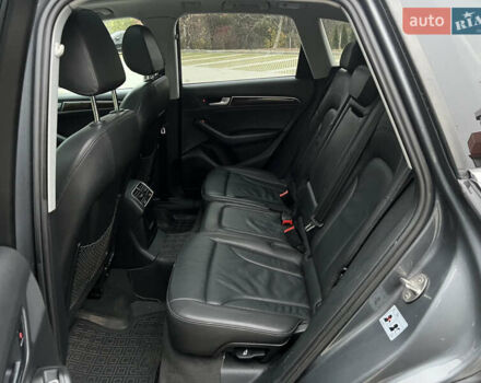 Серый Ауди Ку 5, объемом двигателя 2 л и пробегом 214 тыс. км за 15500 $, фото 43 на Automoto.ua