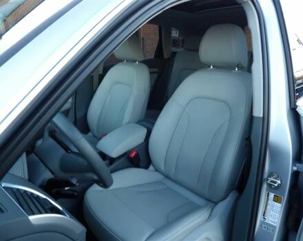 Серый Ауди Ку 5, объемом двигателя 3 л и пробегом 70 тыс. км за 11500 $, фото 10 на Automoto.ua