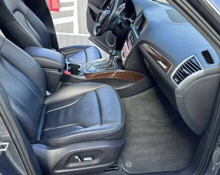 Сірий Ауді Ку 5, об'ємом двигуна 2 л та пробігом 132 тис. км за 11500 $, фото 11 на Automoto.ua