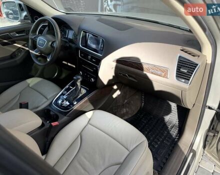 Сірий Ауді Ку 5, об'ємом двигуна 2 л та пробігом 212 тис. км за 13700 $, фото 49 на Automoto.ua