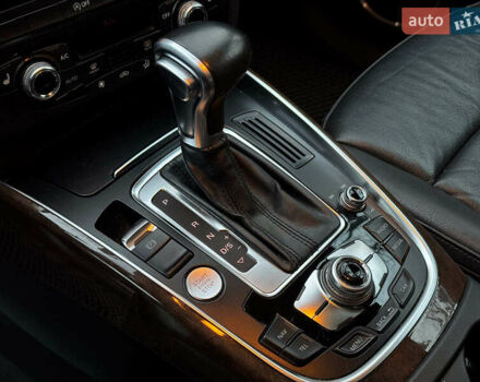 Сірий Ауді Ку 5, об'ємом двигуна 3 л та пробігом 175 тис. км за 15790 $, фото 19 на Automoto.ua