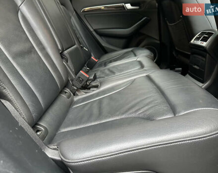 Серый Ауди Ку 5, объемом двигателя 2 л и пробегом 214 тыс. км за 15700 $, фото 28 на Automoto.ua