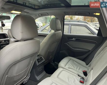 Серый Ауди Ку 5, объемом двигателя 1.98 л и пробегом 185 тыс. км за 19300 $, фото 8 на Automoto.ua