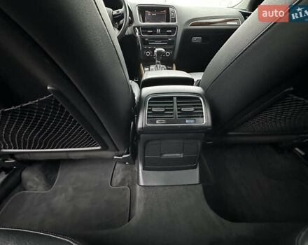 Серый Ауди Ку 5, объемом двигателя 2 л и пробегом 182 тыс. км за 15499 $, фото 40 на Automoto.ua