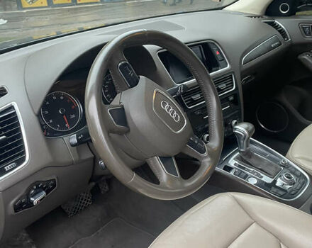 Серый Ауди Ку 5, объемом двигателя 1.98 л и пробегом 217 тыс. км за 15300 $, фото 3 на Automoto.ua
