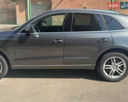 Сірий Ауді Ку 5, об'ємом двигуна 1.98 л та пробігом 180 тис. км за 15600 $, фото 12 на Automoto.ua