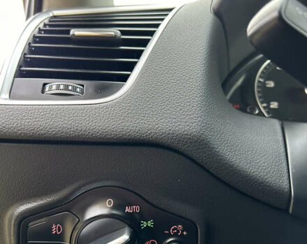 Сірий Ауді Ку 5, об'ємом двигуна 2 л та пробігом 220 тис. км за 15000 $, фото 62 на Automoto.ua