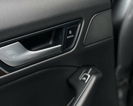 Серый Ауди Ку 5, объемом двигателя 2.97 л и пробегом 213 тыс. км за 19450 $, фото 38 на Automoto.ua