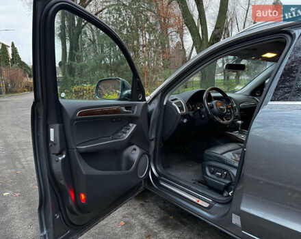 Сірий Ауді Ку 5, об'ємом двигуна 3 л та пробігом 175 тис. км за 15790 $, фото 13 на Automoto.ua