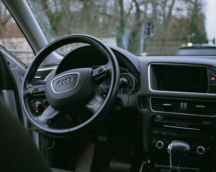 Сірий Ауді Ку 5, об'ємом двигуна 1.98 л та пробігом 102 тис. км за 15500 $, фото 26 на Automoto.ua