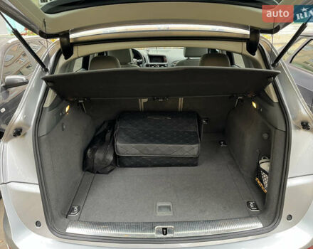 Серый Ауди Ку 5, объемом двигателя 1.98 л и пробегом 185 тыс. км за 19300 $, фото 3 на Automoto.ua