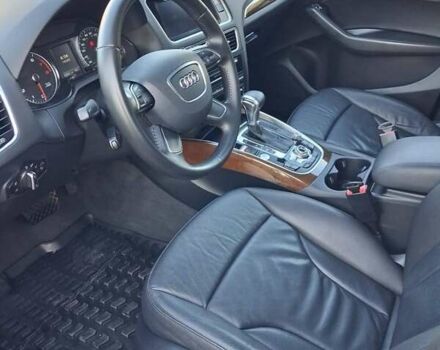 Серый Ауди Ку 5, объемом двигателя 2 л и пробегом 249 тыс. км за 21000 $, фото 15 на Automoto.ua