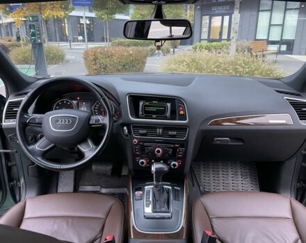 Сірий Ауді Ку 5, об'ємом двигуна 2 л та пробігом 250 тис. км за 14800 $, фото 16 на Automoto.ua